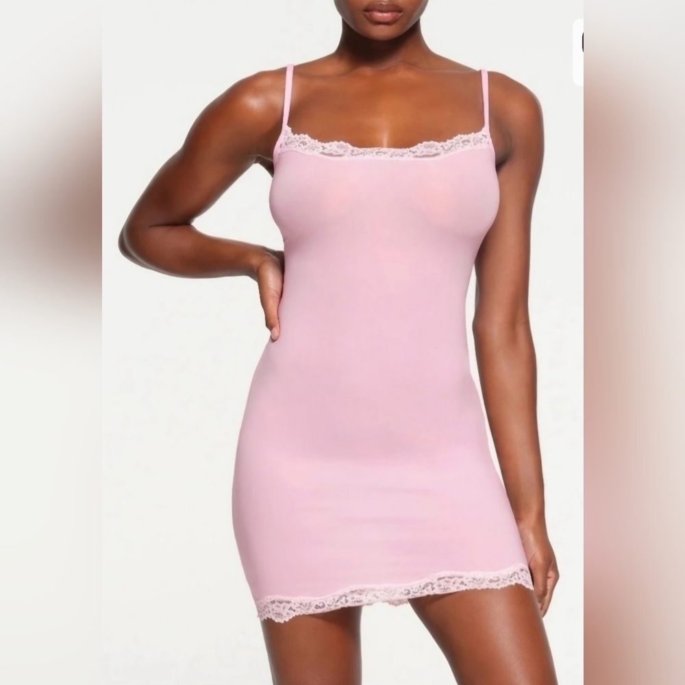 SKIMS!!! Fits Everybody "Bubble Gum" Slip Dress- SOLD OUT ONLINE!!!